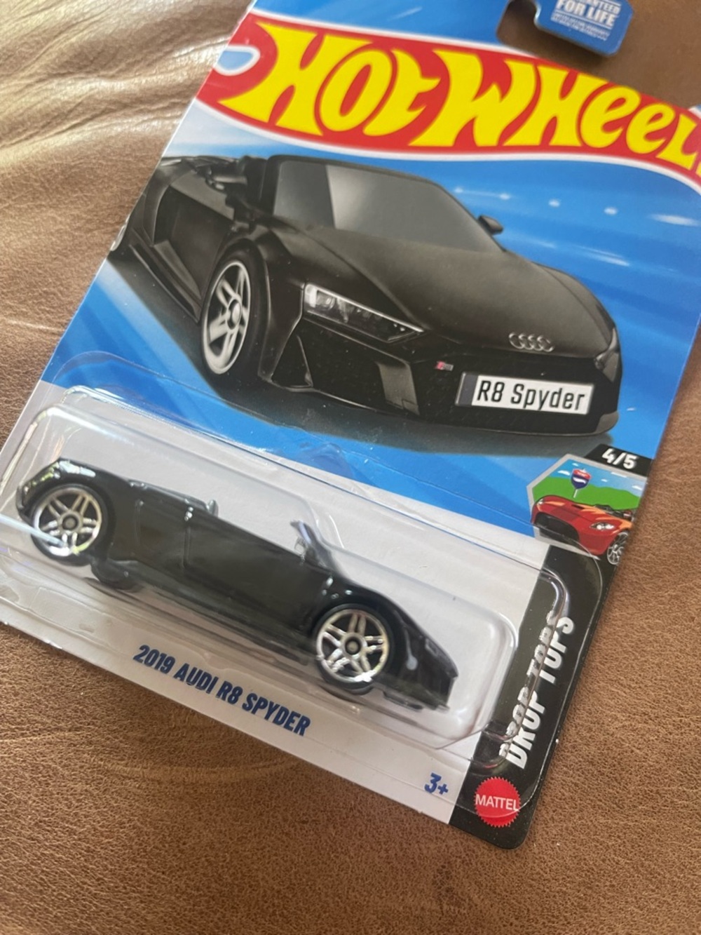 4 Hot Wheels Toy Cars, Audi, Ferrari, Porsche and Maserati - Picture 3 of 6